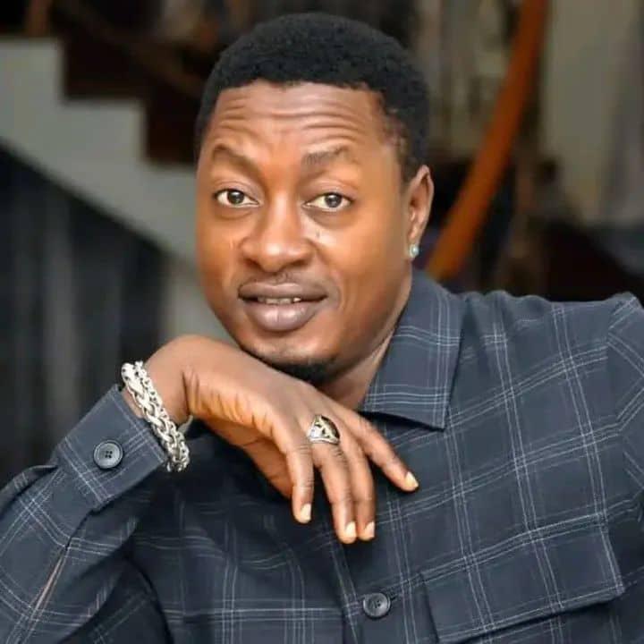 Taye Currency Joins Ibadan Radio Proprietors, Welcomes Currency 93.1 FM