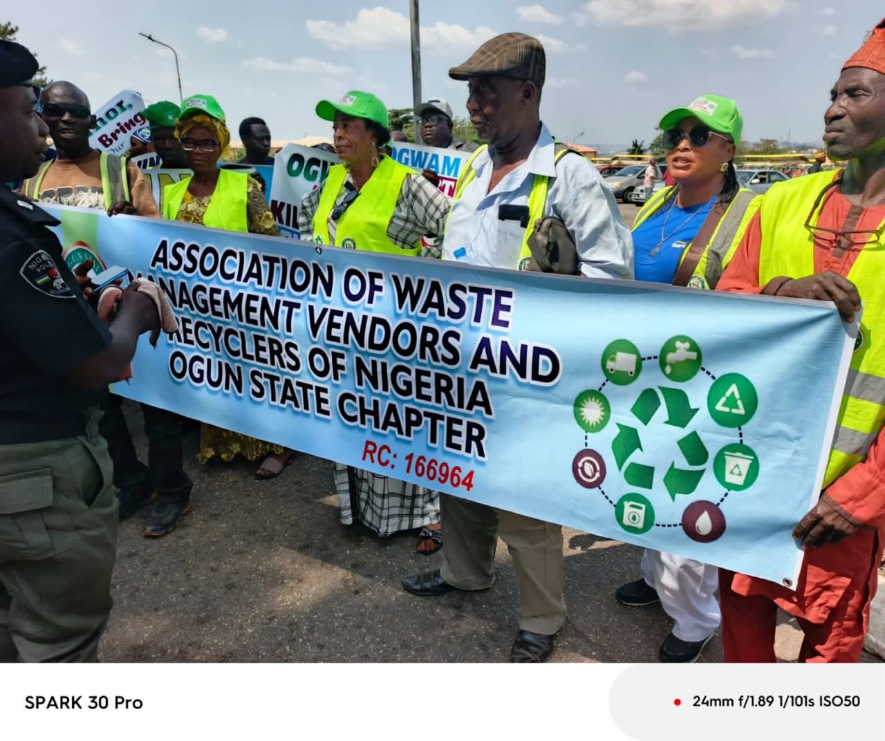 Ogun Waste Vendors Protest Alleged Extortion, Demand Sacking of OGWAMA Boss